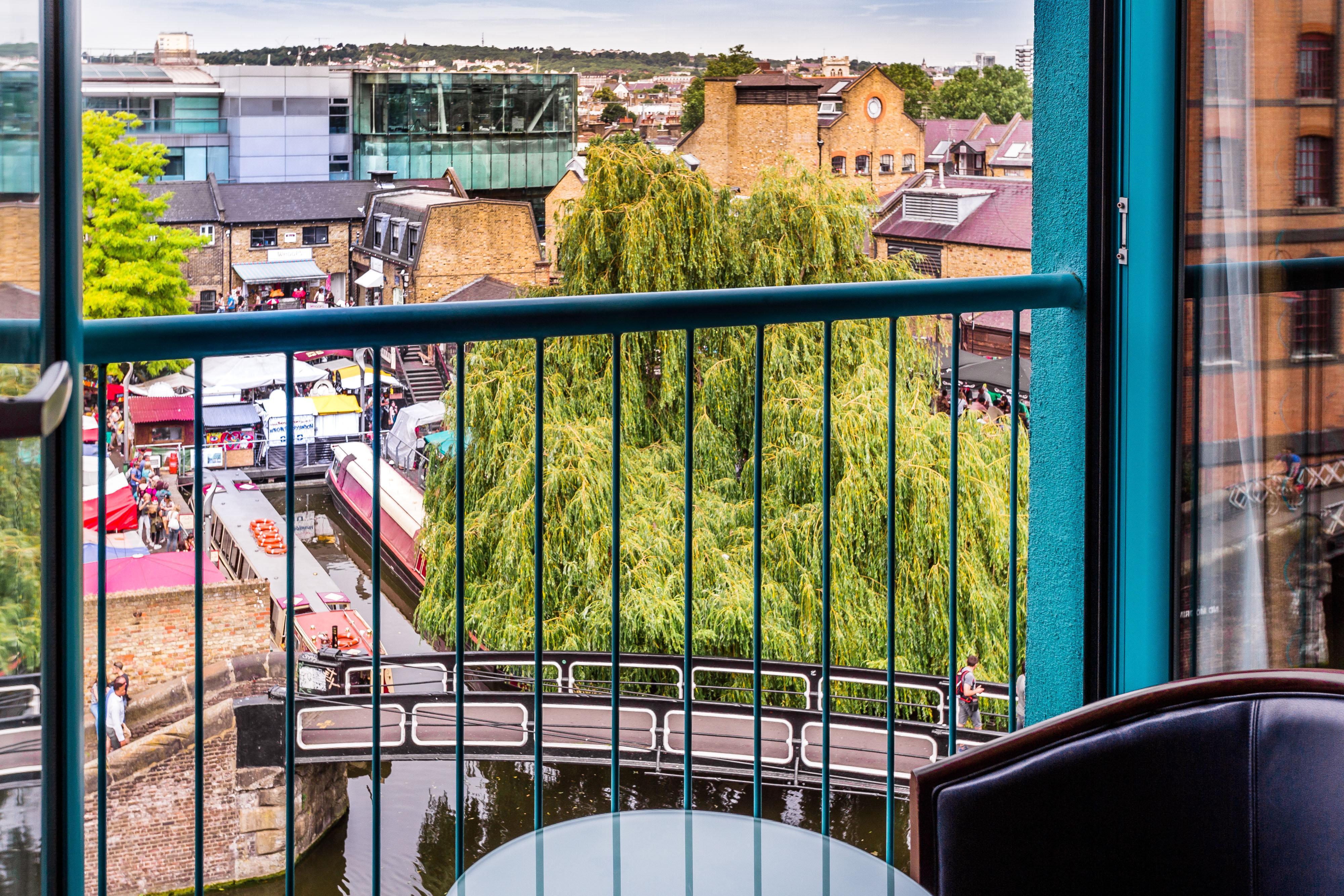 Holiday Inn London Camden Lock, An Ihg Hotel Exterior photo